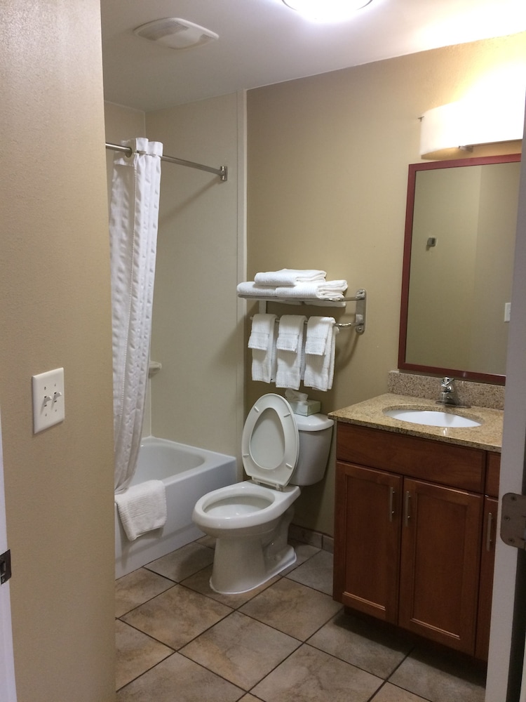 Candlewood Suites Jacksonville by IHG - photo 35