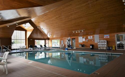 Pheasant Park Resort — hotel in Menominee