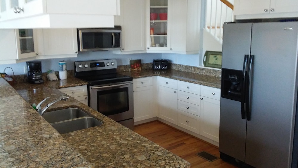 Pineapple Villas on Laguna Beach - photo 38