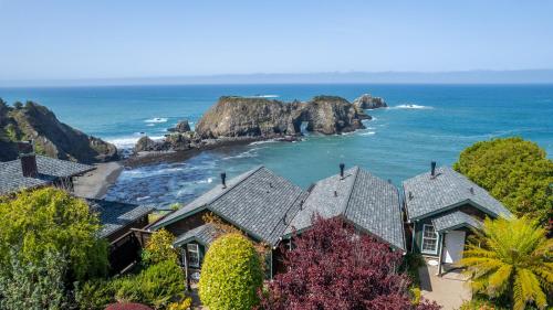 Sacred Rock Inn - photo 2
