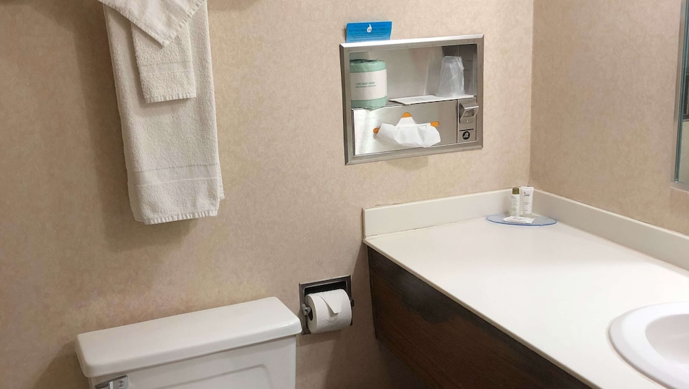 Magnuson Hotel Dixon - photo 16
