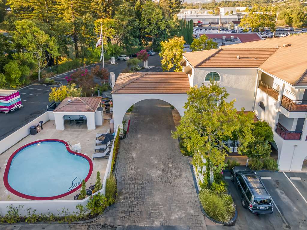 Best Western Dry Creek Inn - photo 3