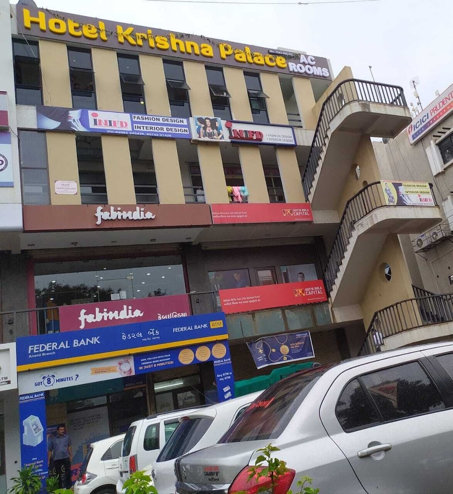 Hotel Krishna Palace — hotel in Anand