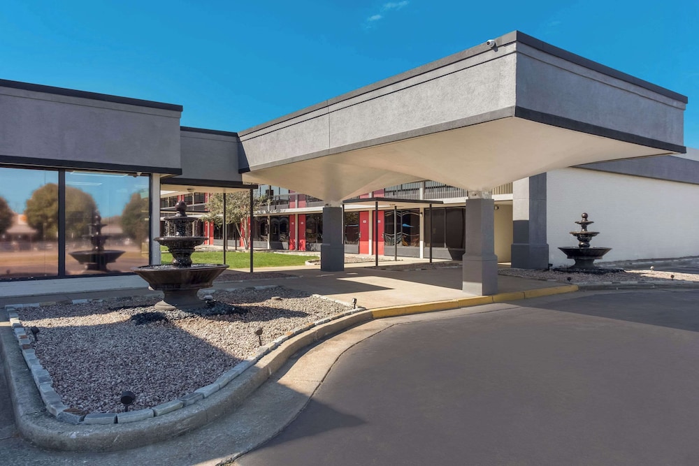 Econo Lodge Cave City - photo 31