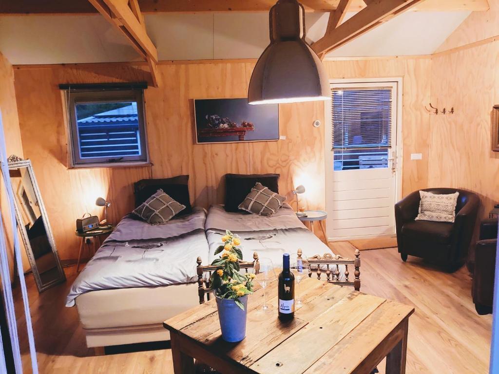 B&B Zusenzomer — 4-Star Luxury Hotel in Medemblik, Netherlands