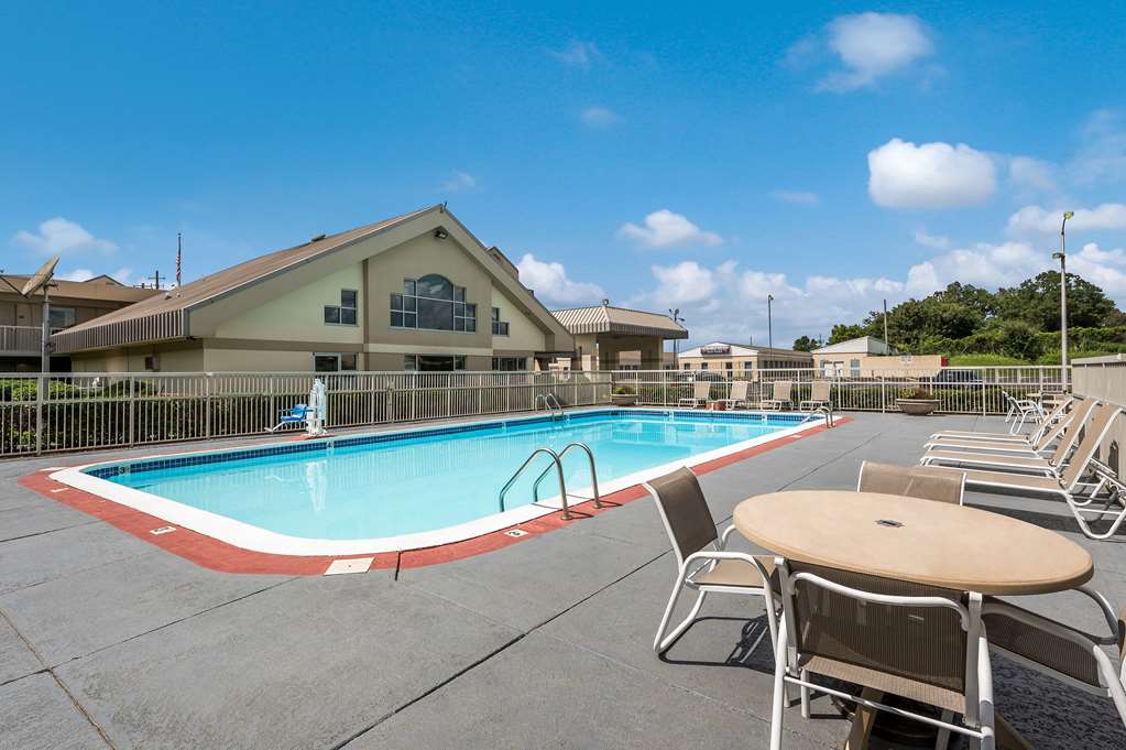 Best Western University Inn - photo 24