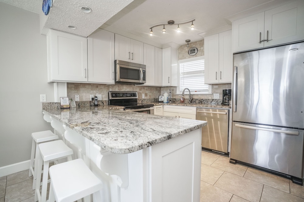 Sailfish Townhomes by Panhandle Getaways - photo 11