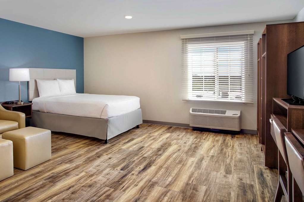 WoodSpring Suites Baltimore White Marsh Nottingham - photo 11
