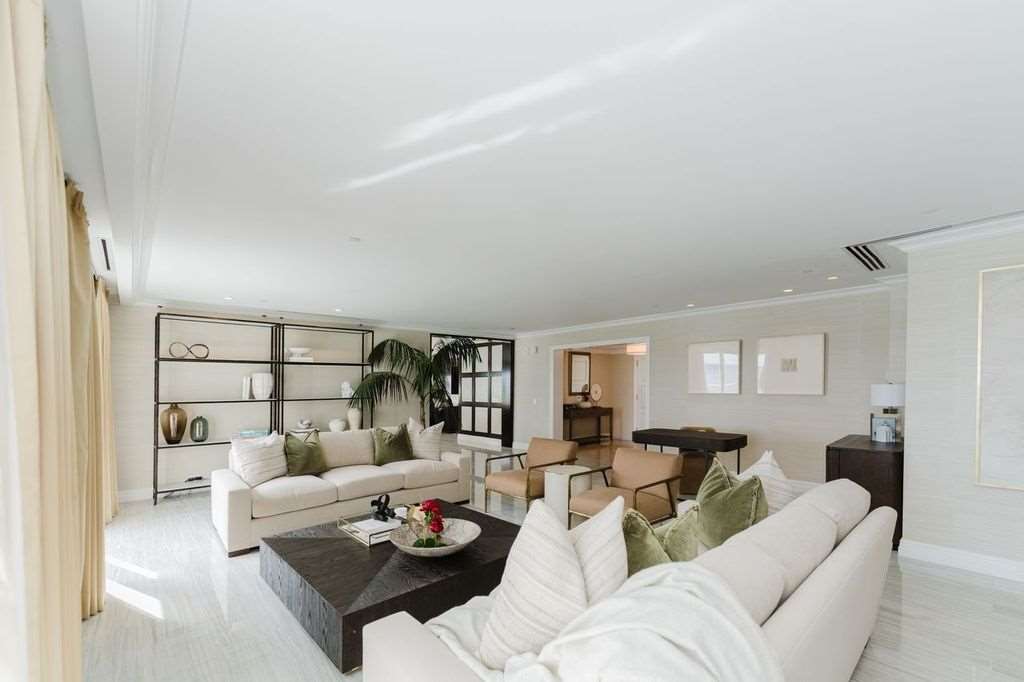 Eau Palm Beach Resort & Spa - photo 3