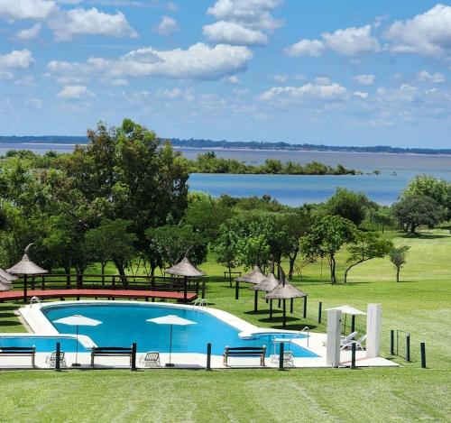 Terrazas de La Costa Apart Hotel — hotel in Federacion
