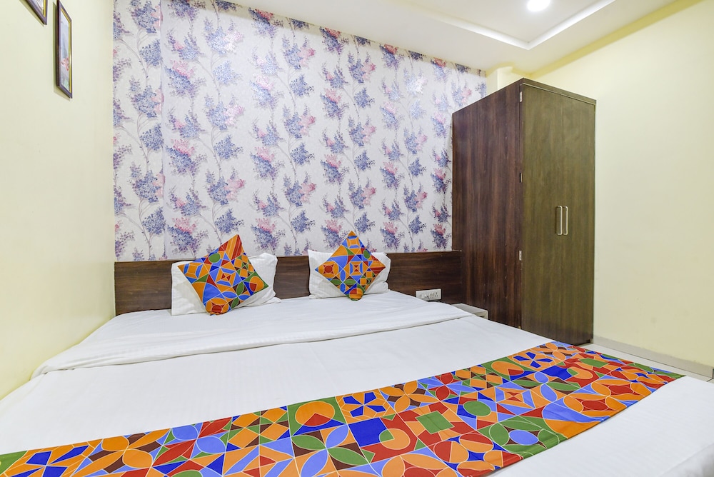 Fabexpress A2 And Restro in Indore, India