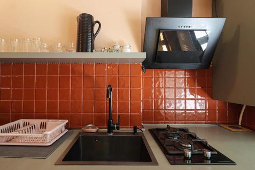 Spacious 1BR Apartment In The Heart of Tbilisi