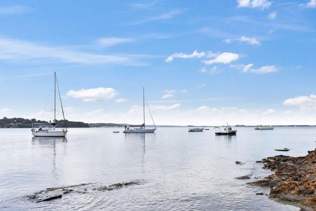 Wangi Dreaming - carbon neutral hotel in Wangi Wangi