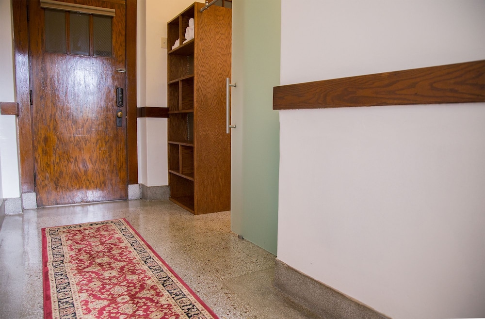 School 31 Lofts at Colors Studios - photo 63