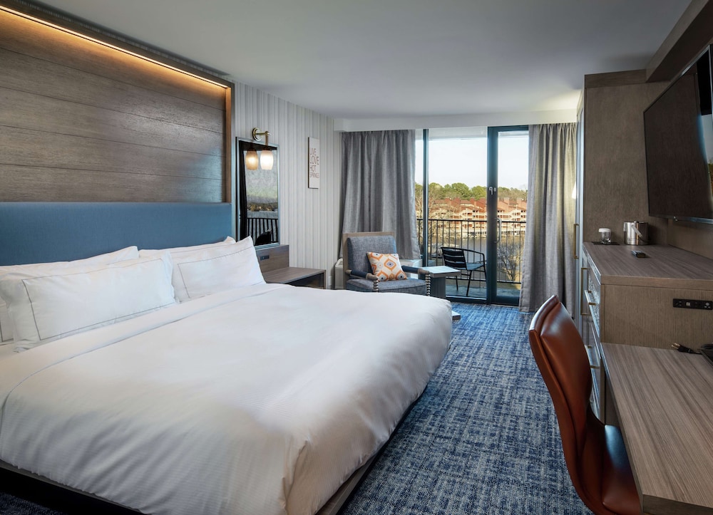 DoubleTree by Hilton Hot Springs - photo 9