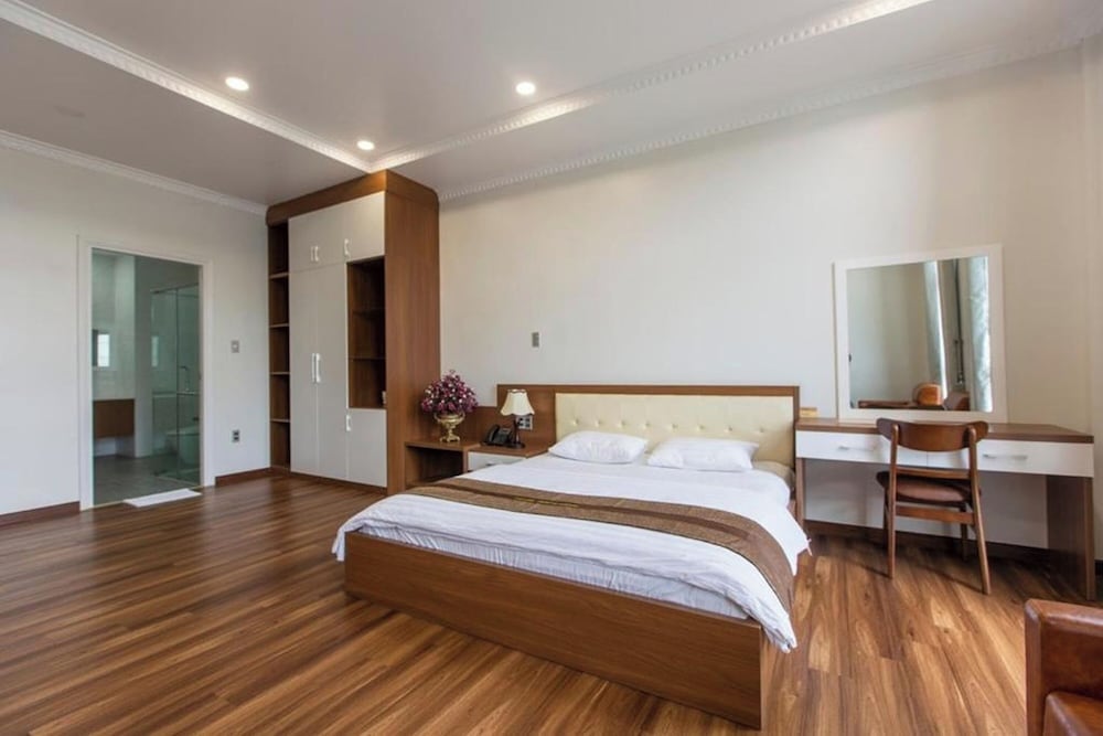Hoang Hung Hotel — hotel in Di An