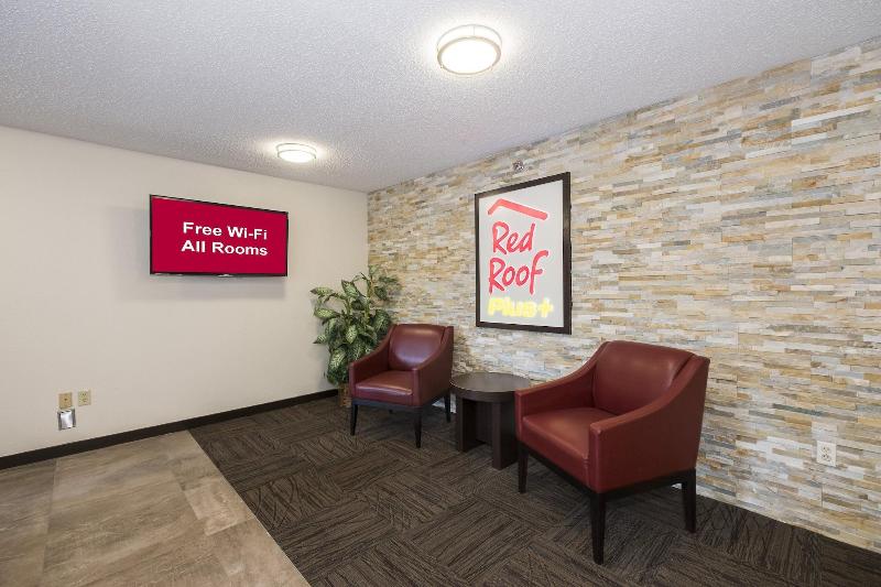 Red Roof Inn PLUS & Suites Opelika - photo 7