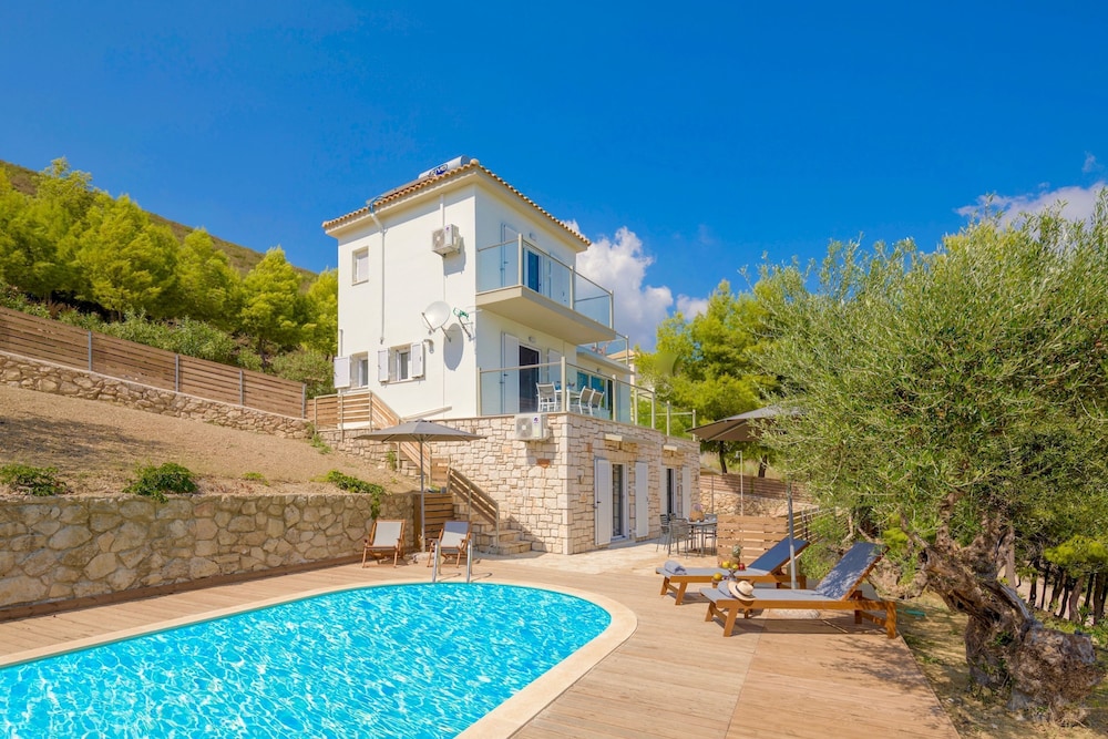 Keri Sea — 4-Star Luxury Hotel in Zakynthos, Greece