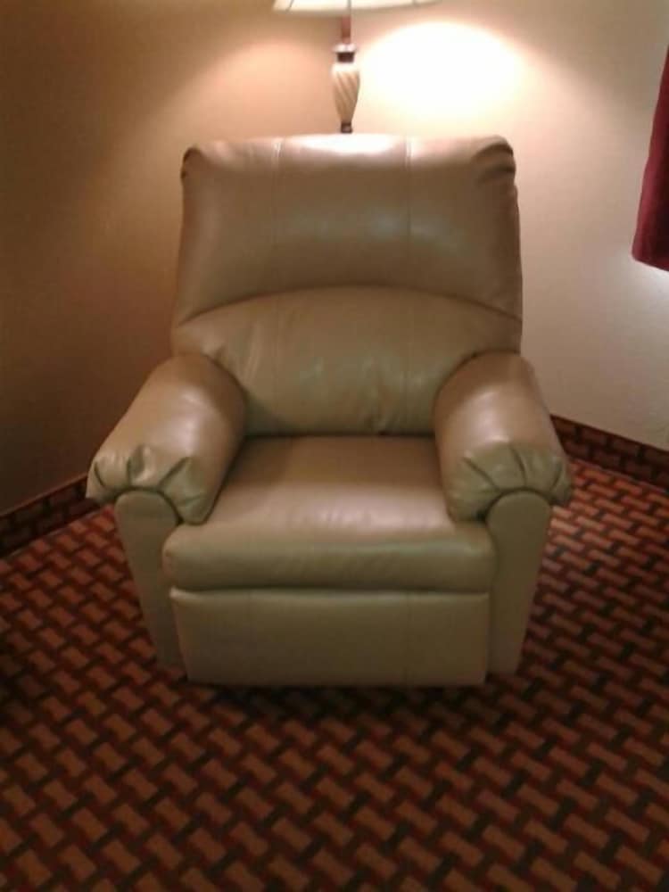 Rest Inn Fort Smith - photo 13