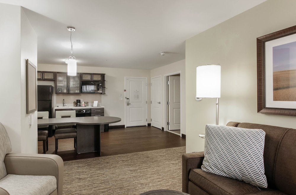 Candlewood Suites Brighton by IHG - photo 7