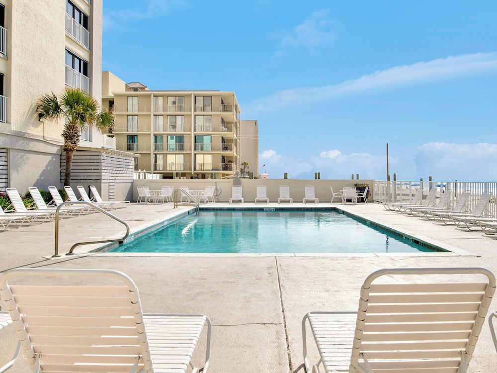 Gulf Tower #12C by Southern Vacation Rentals - photo 18
