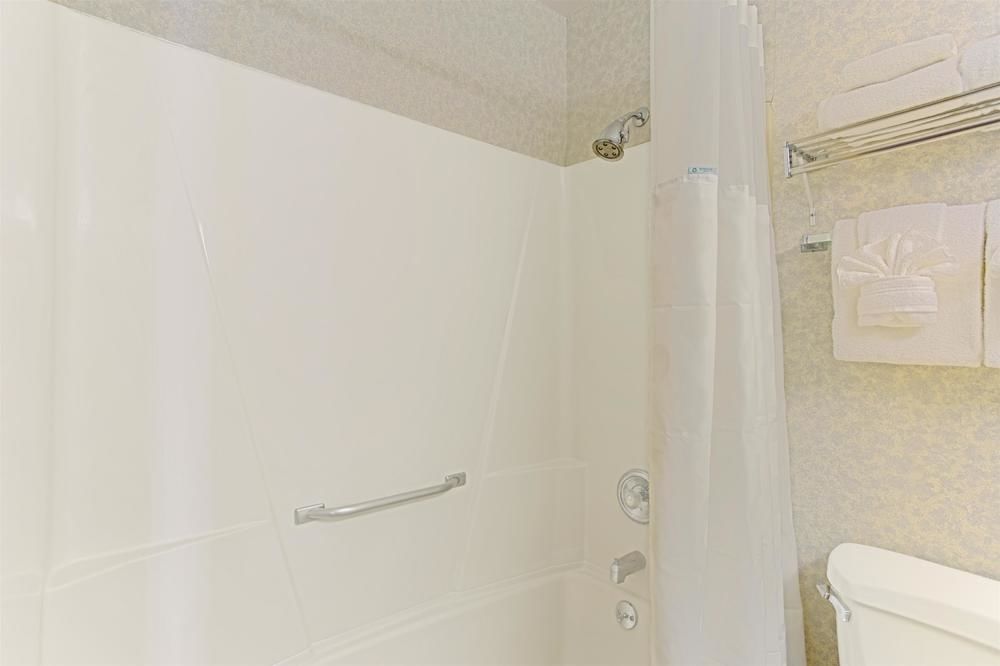 Ramada Waukegan Gurnee - photo 28