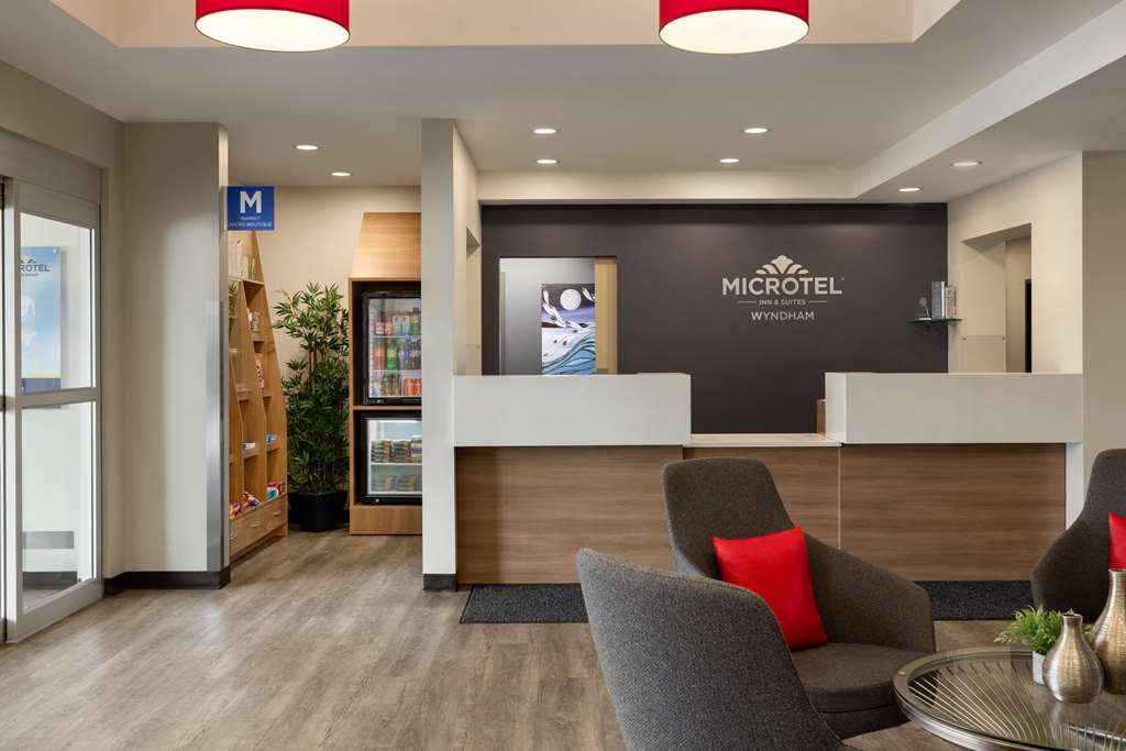 Microtel Inn & Suites by Wyndham Val d Or