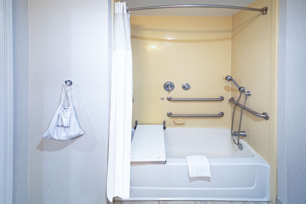 Hampton Inn Miami - photo 30
