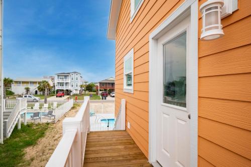 Southern Seabreeze by Oak Island Accommodations - photo 41