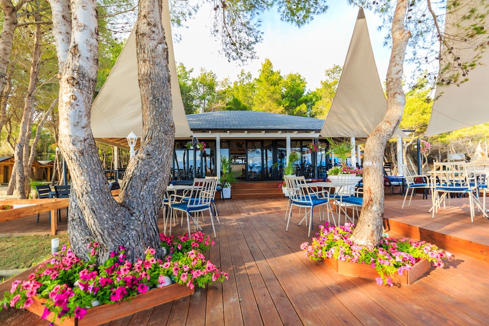 Ecuador Resort in Vlore, Albania