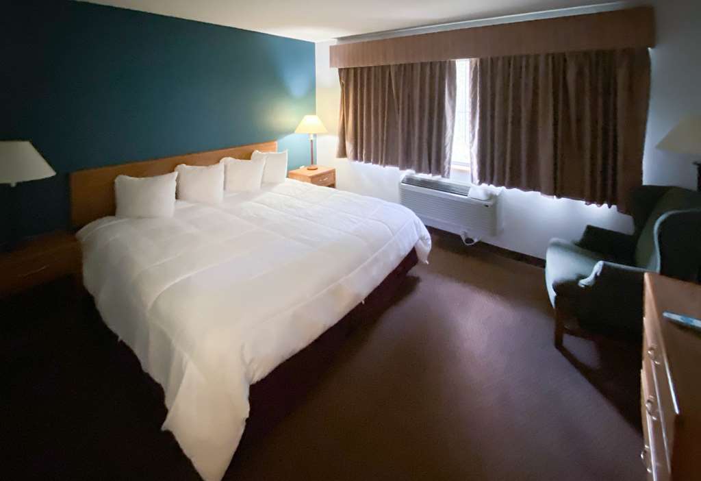 Motel6 Norway MI - photo 6
