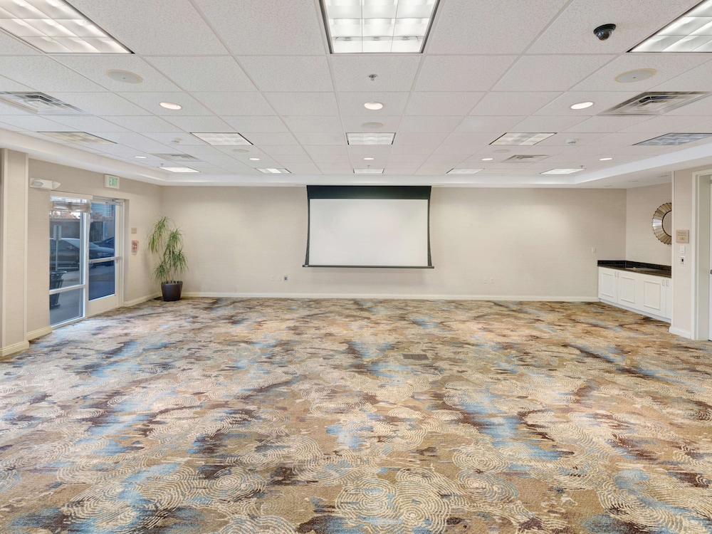 Hilton Garden Inn Oklahoma City North Quail Springs - photo 21