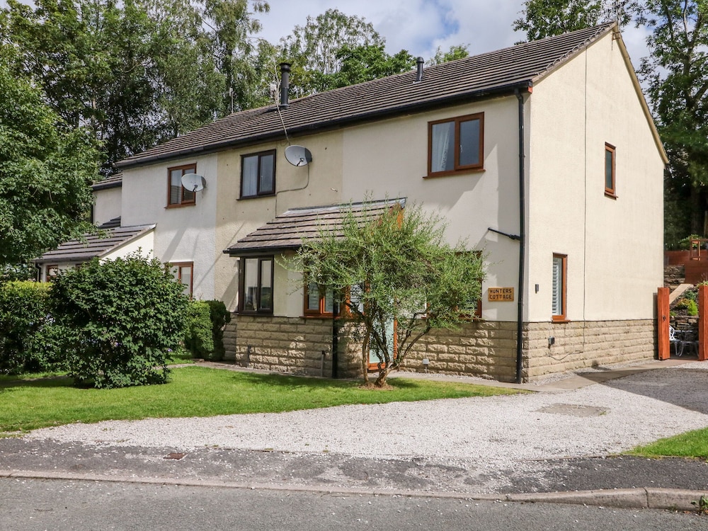 Hunters Cottage — 4-Star Luxury Hotel in High Peak, United Kingdom