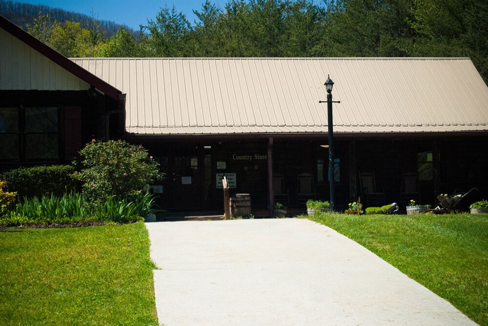 Country Hideaway at Mountain Lakes - photo 56