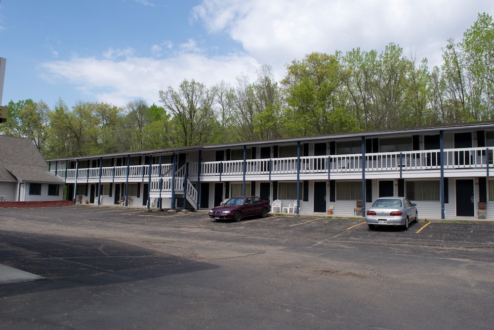 St. Croix Suites St. Croix Falls - photo 48