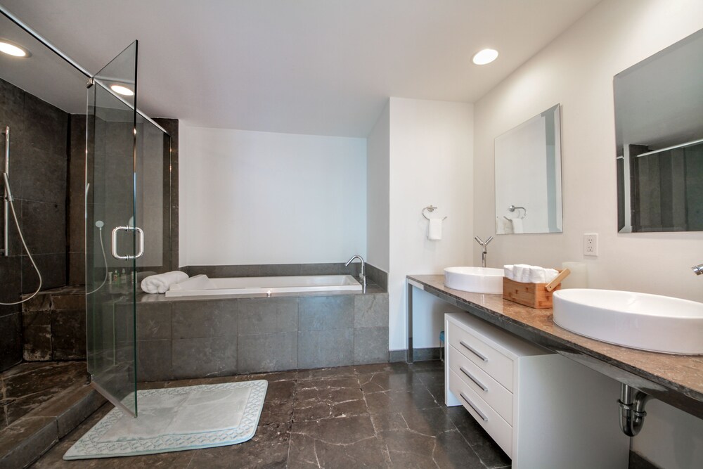Private Residences at ICON Twr3 by JOS17 - photo 71