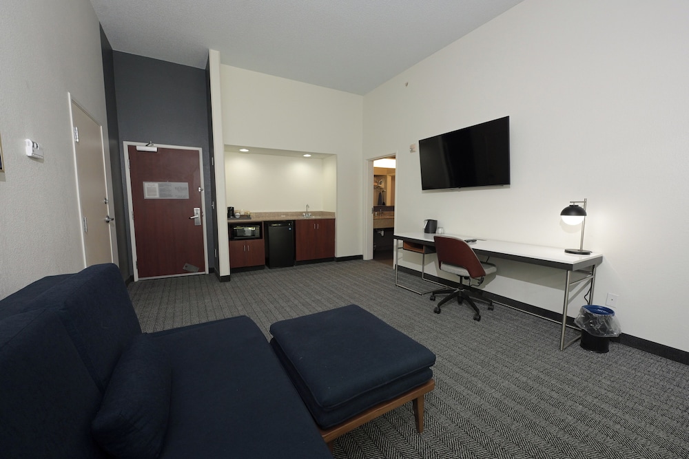 Courtyard by Marriott Albany - photo 10
