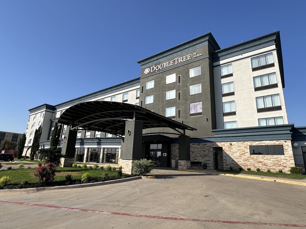 DoubleTree by Hilton Fort Worth Fossil Creek - photo 61