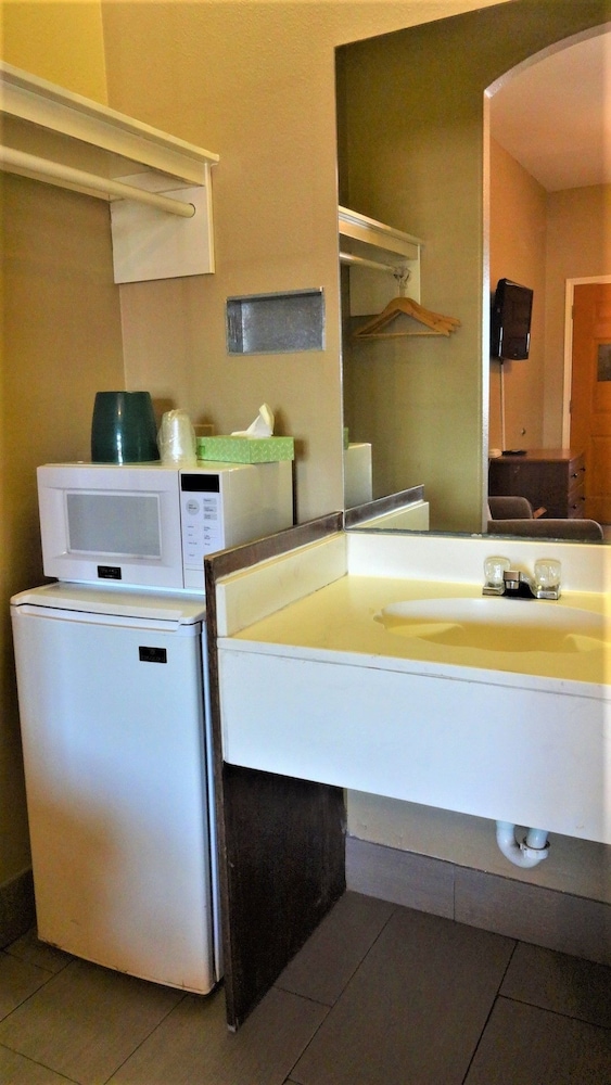 La Copa Inn McAllen - photo 7