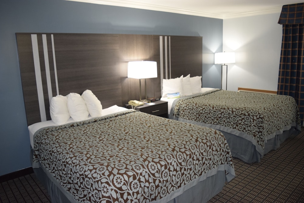 Days Inn by Wyndham Rock Falls - photo 15