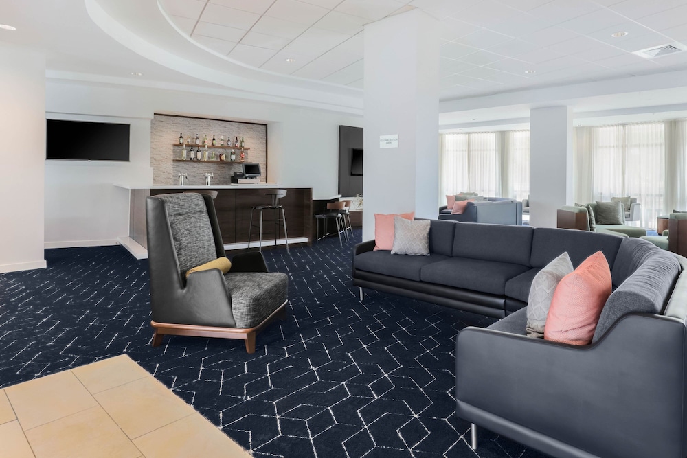Courtyard by Marriott Austin Airport - photo 27