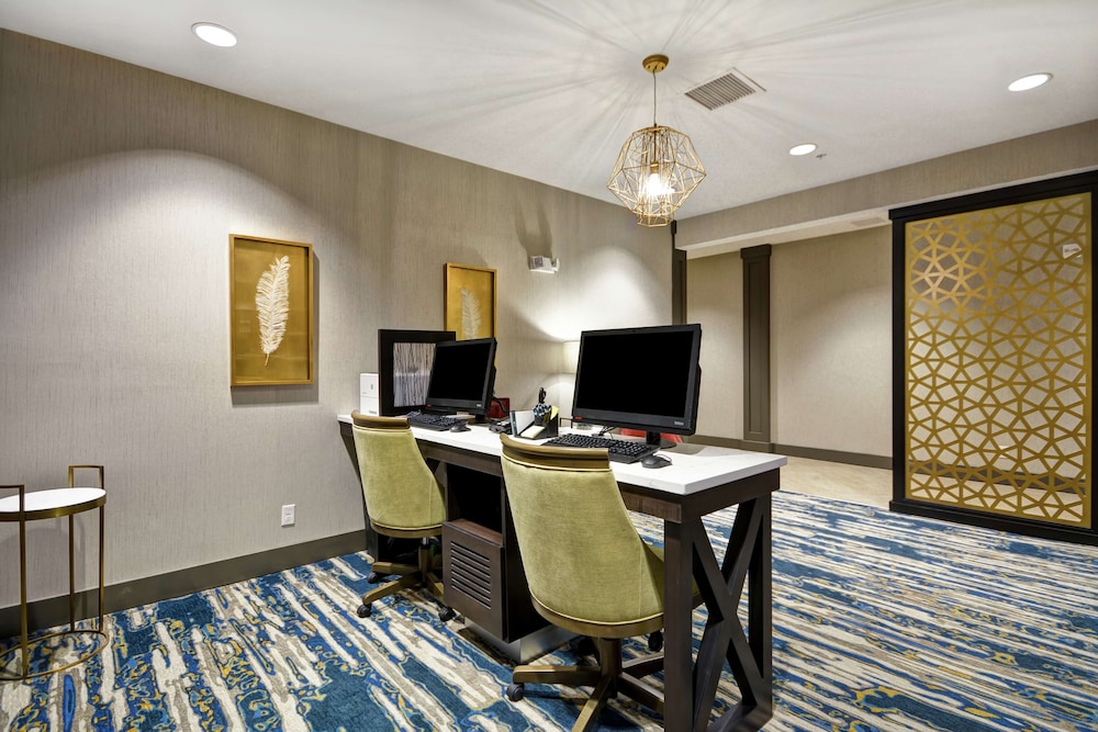 Homewood Suites by Hilton Detroit - photo 51