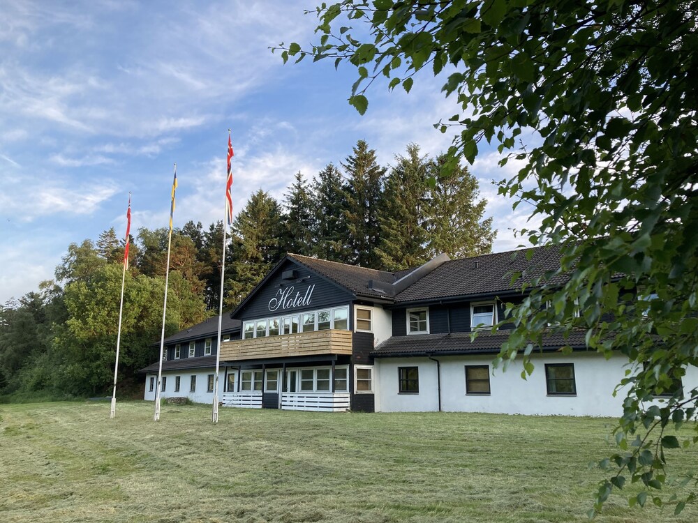 Gjesdal Gjestgiveri - last minute hotel in Algard