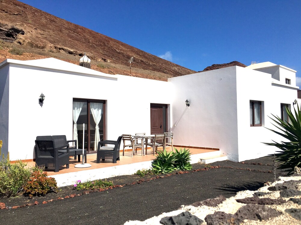 Lanzarote Natura Houses — 4-Star Luxury Hotel in Teguise, Spain