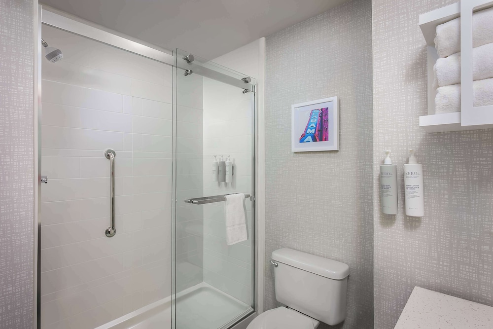 Hampton Inn & Suites Birmingham Pelham - photo 22