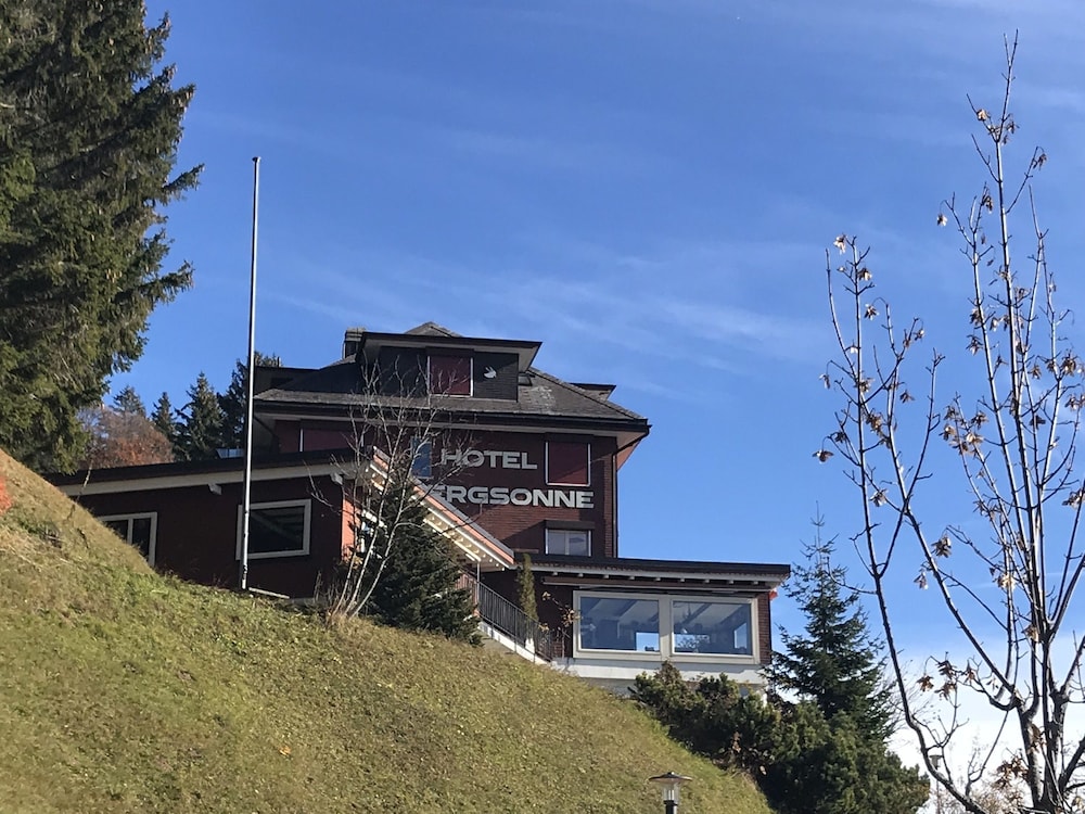 Hotel Bergsonne Rigi — hotel in Weggis