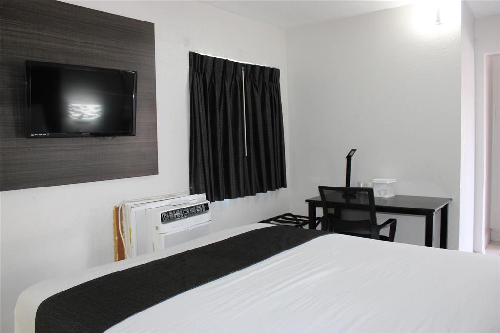 Rodeway Inn Yuma Downtown - photo 32