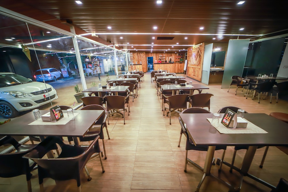 Oregano Resorts — hotel in Wai