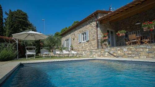 La Casa di Radda — 4-Star Luxury Hotel in Radda In Chianti, Italy