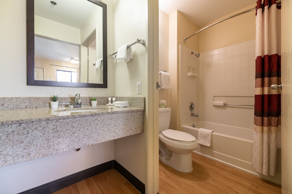 California Inn & Suites Rancho Cordova Sacramento - photo 19